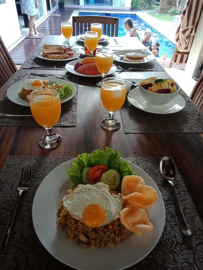 Villa Davenny Seminyak  Luaran gambar
