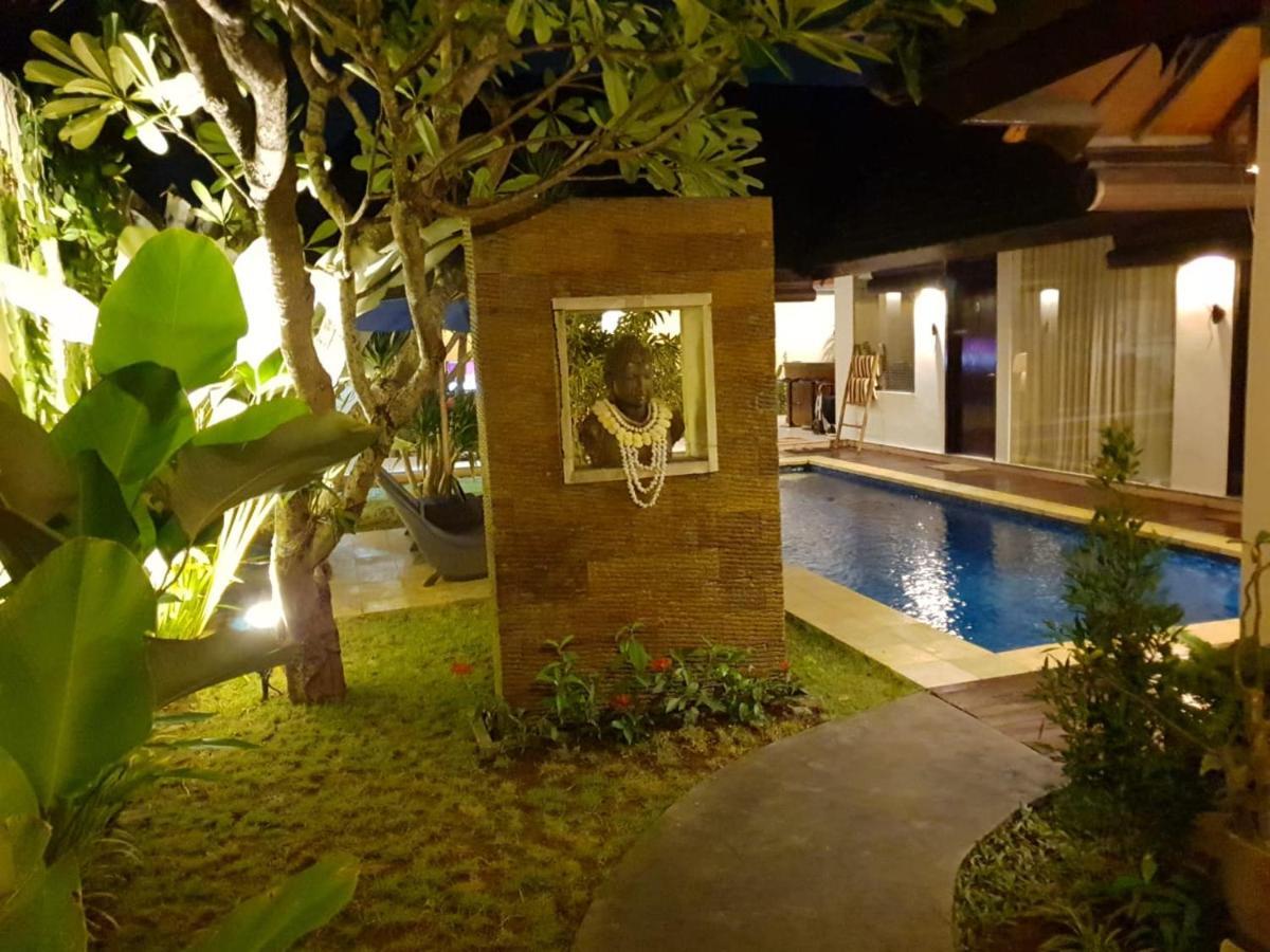 Villa Davenny Seminyak  Luaran gambar