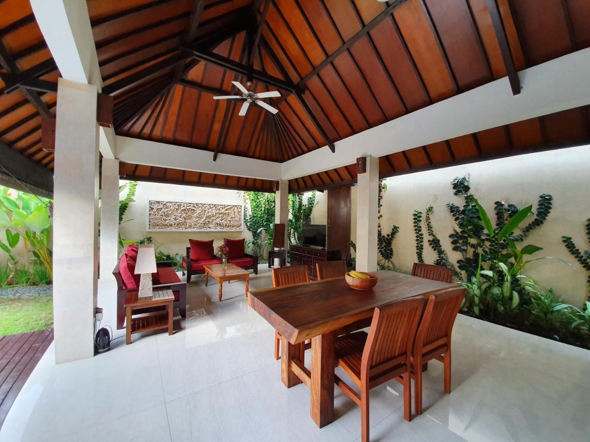 Villa Davenny Seminyak  Luaran gambar