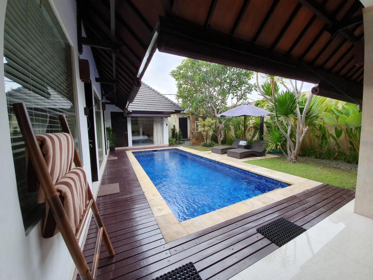 Villa Davenny Seminyak  Luaran gambar