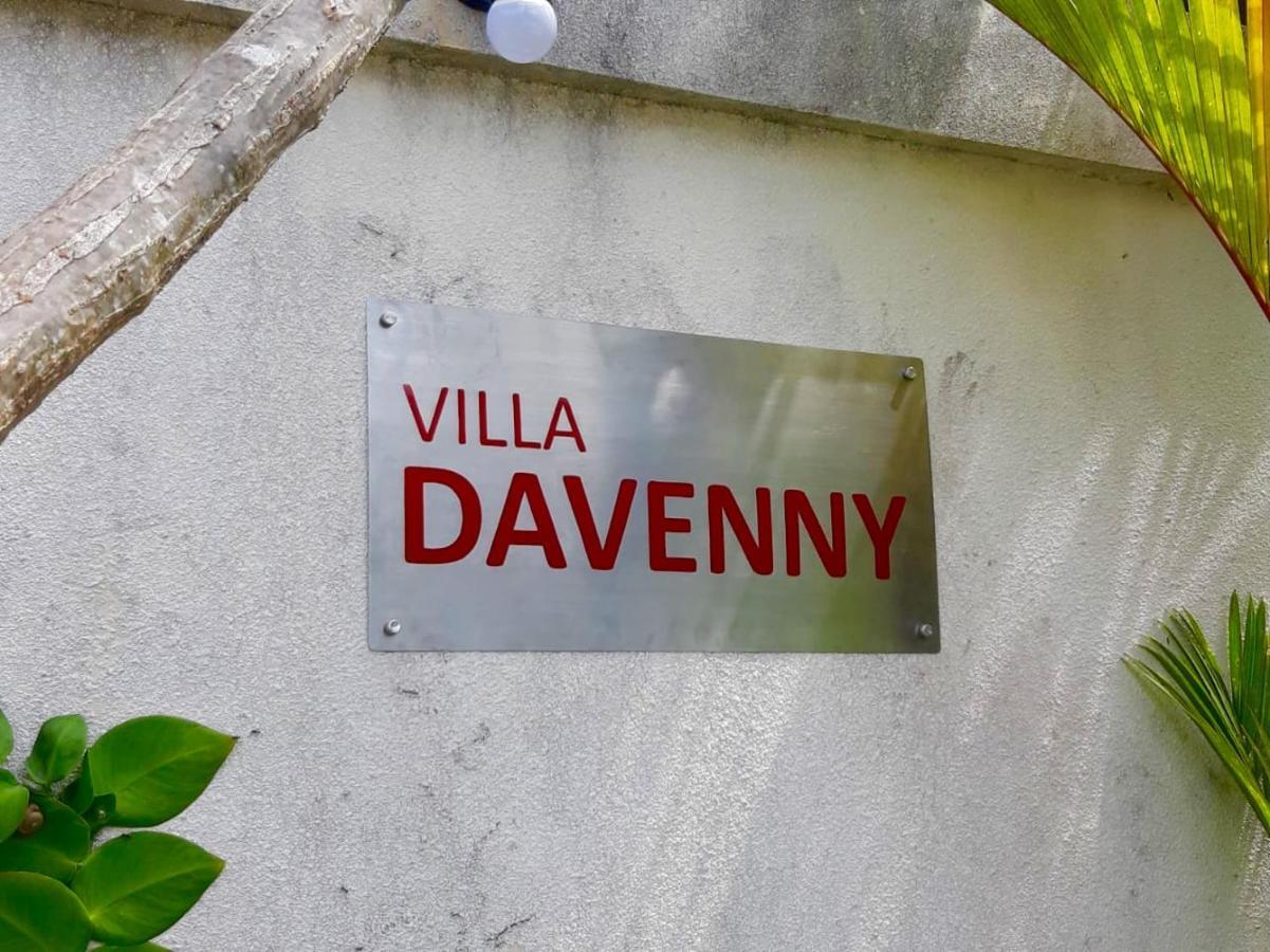 Villa Davenny Seminyak  Luaran gambar
